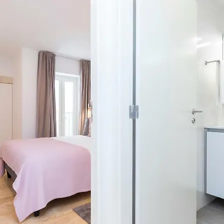 Bica Suites Apartment *